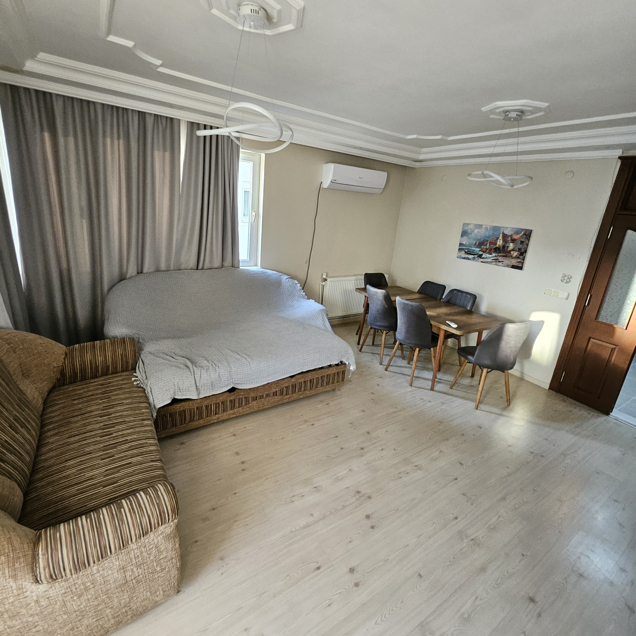 4f05b28f-9168-42de-8220-76f367b98a2b