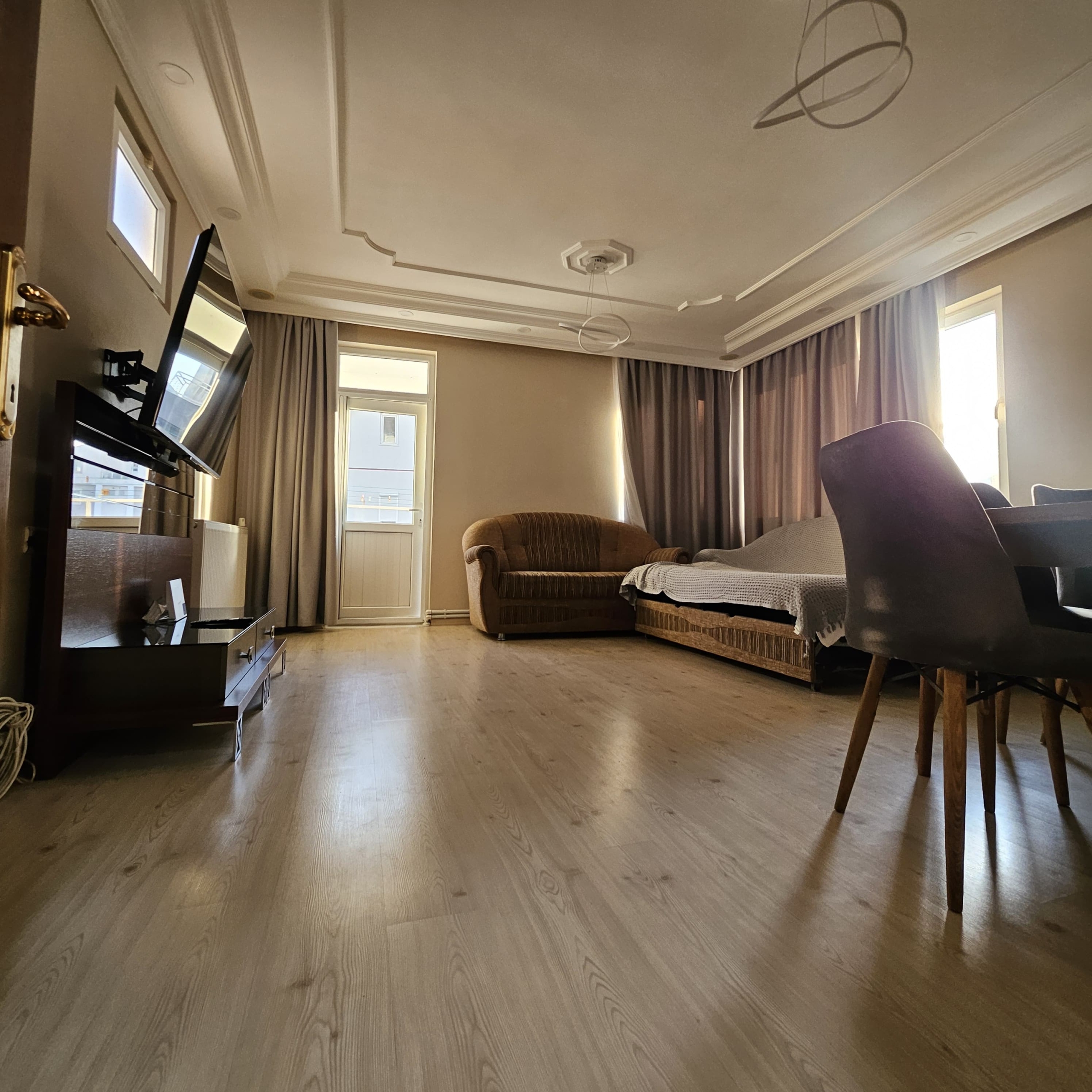 ef2a9d43-0fde-47f5-b117-815424b166b1